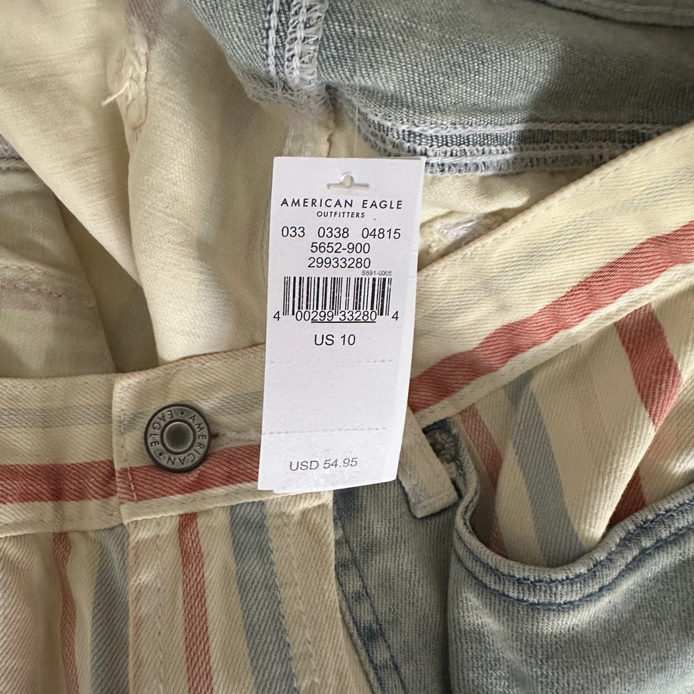 NWT American Eagle multicolor shorts - Picture 3 of 3